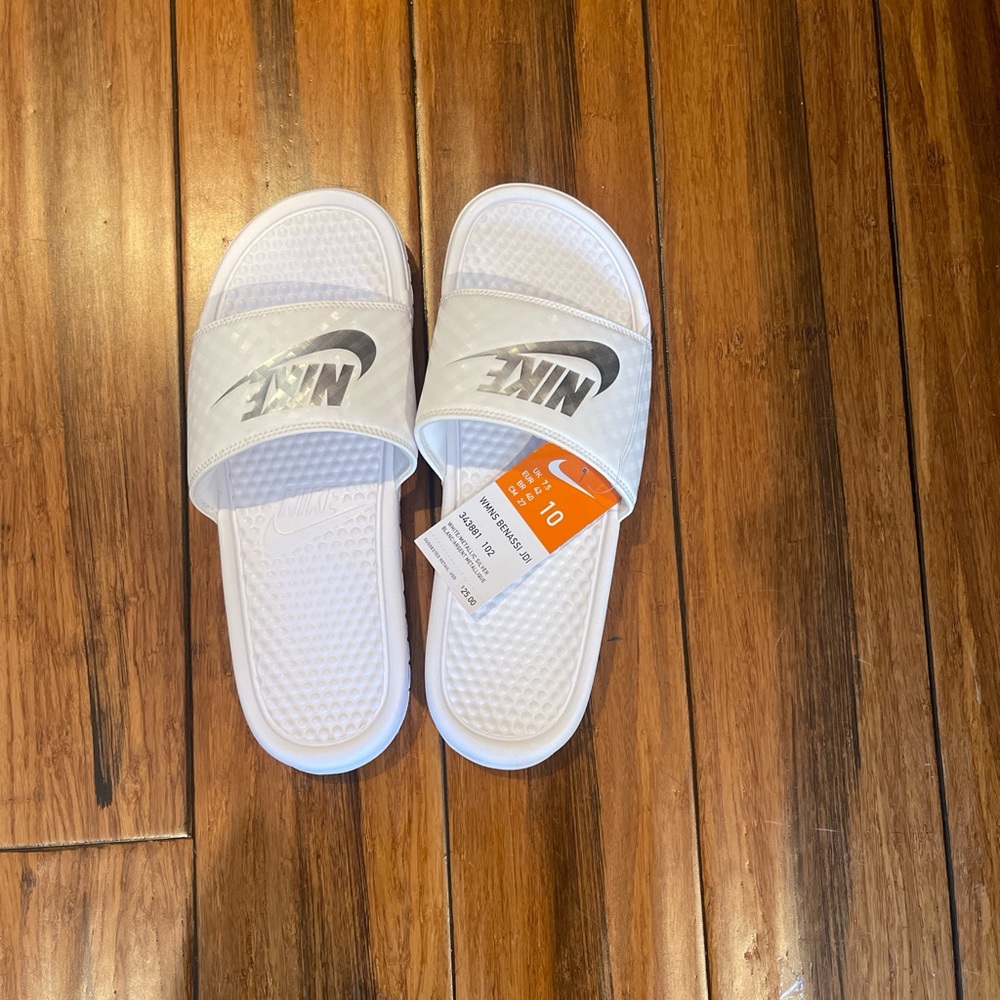 Nike White Slide Sandals Men’s Size 10